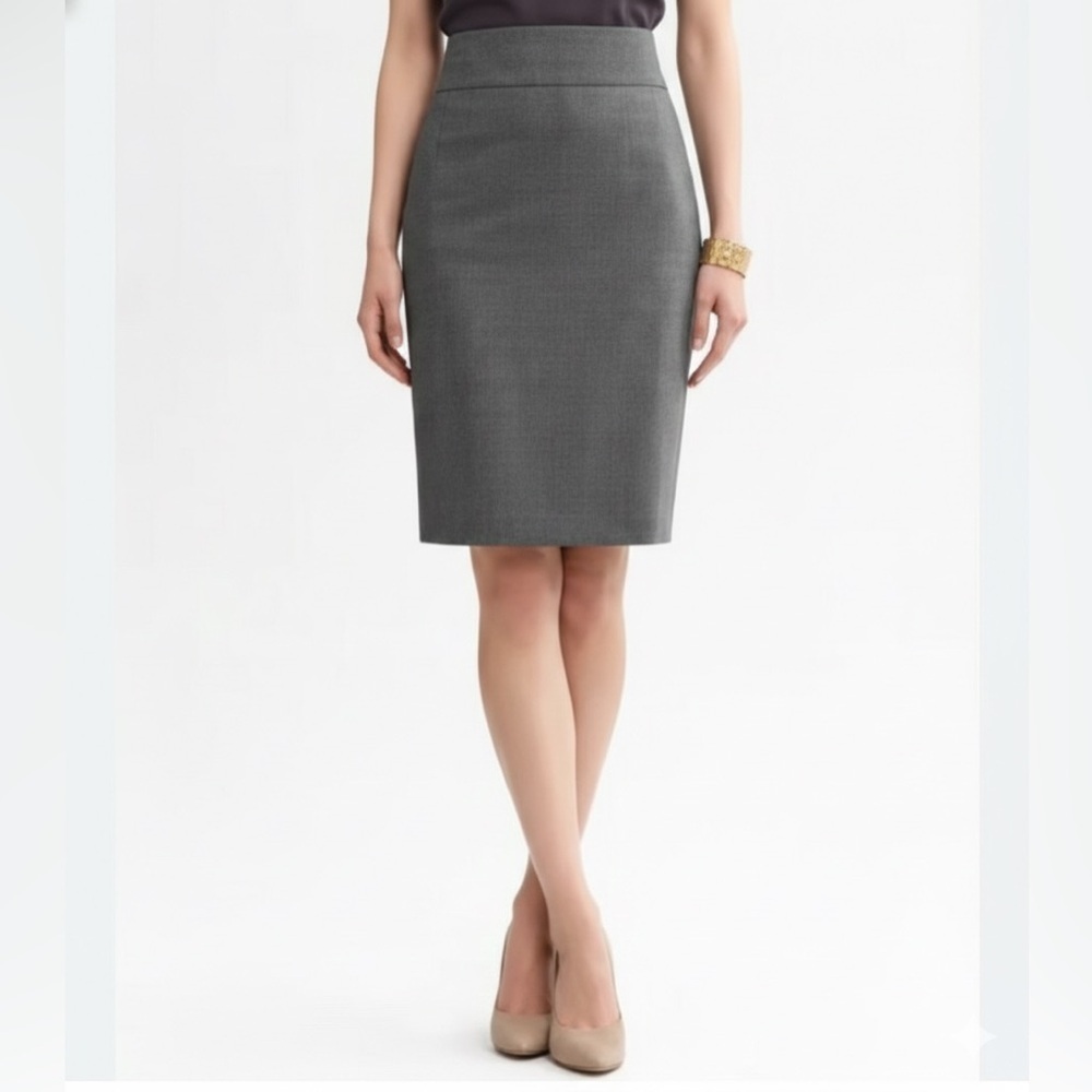 Banana Republic Size 2 Charcoal Grey Skirt | 22.5” Length Minimalist Office Chic